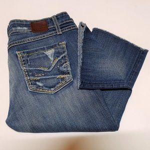 Buckle BKE Sabrina Raw Edge Denim Capri Jean 30/10